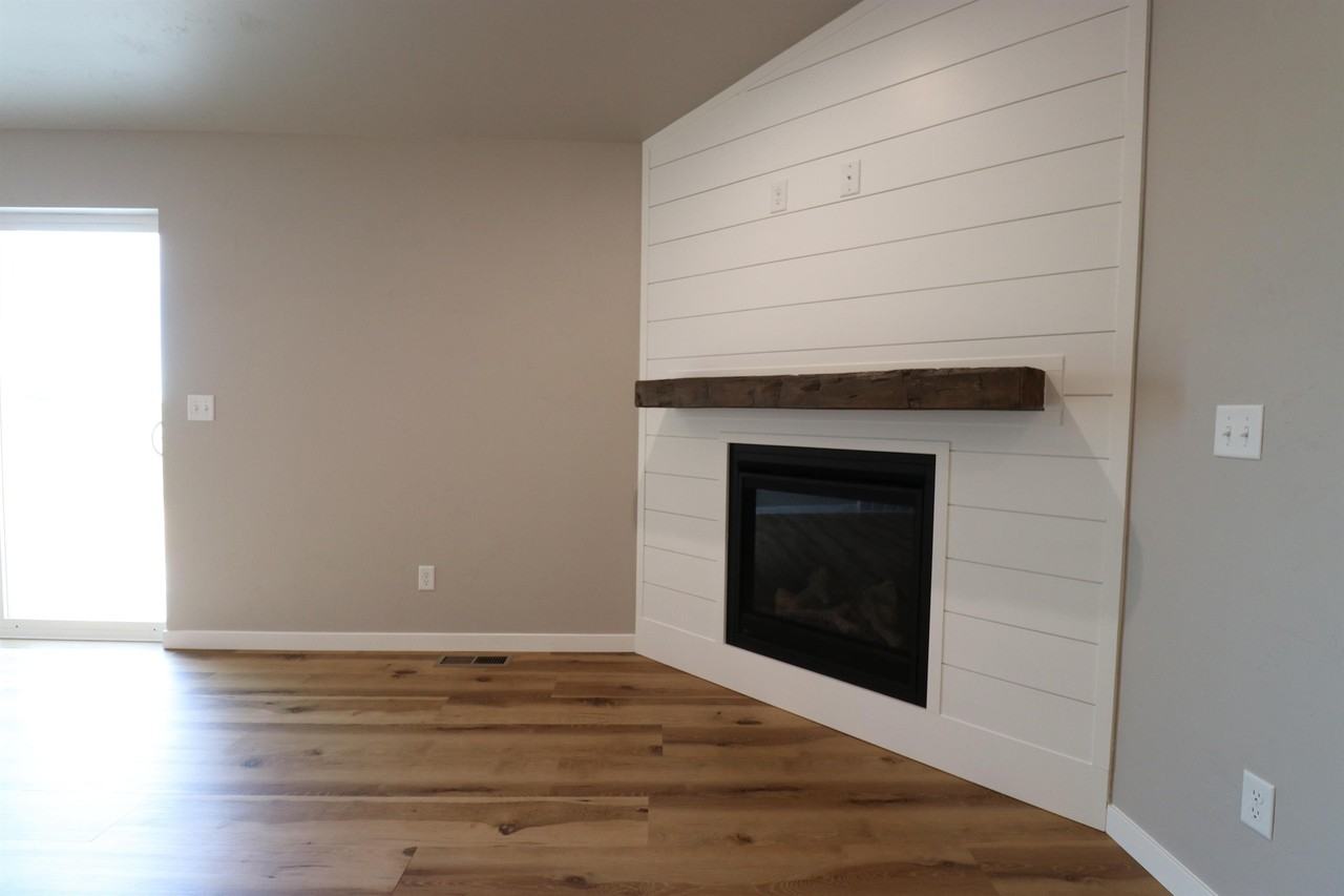 n4068 Mc Hugh Rd - Photo 4 of 39