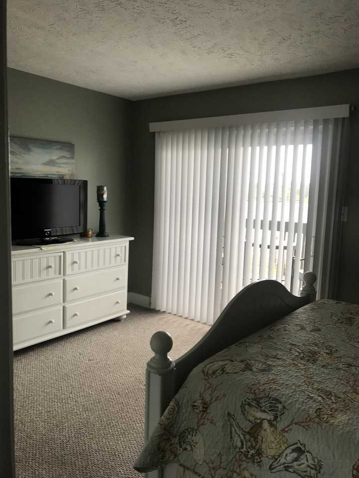 408 Carolina Beach Ave S #A10 - Photo 5 of 8