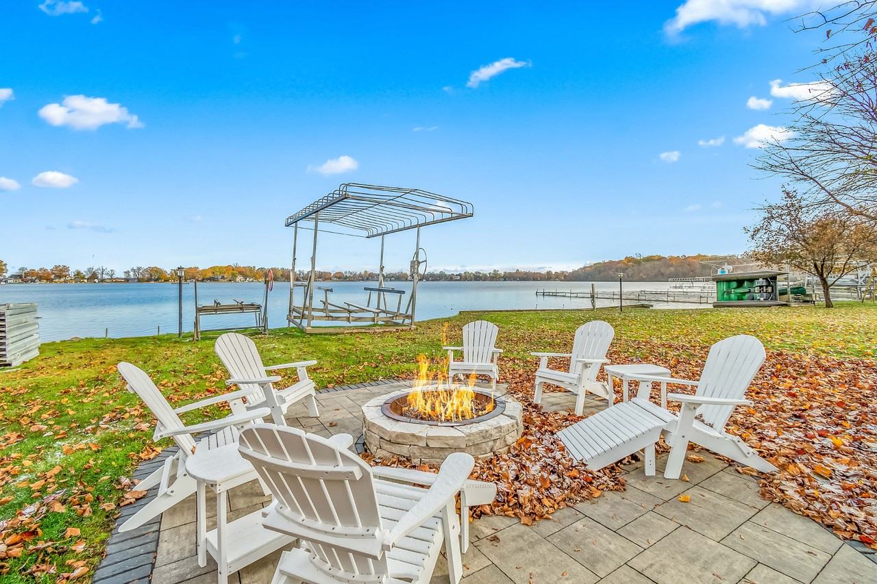 648 Tomahawk Trl #NA - Photo 2 of 19