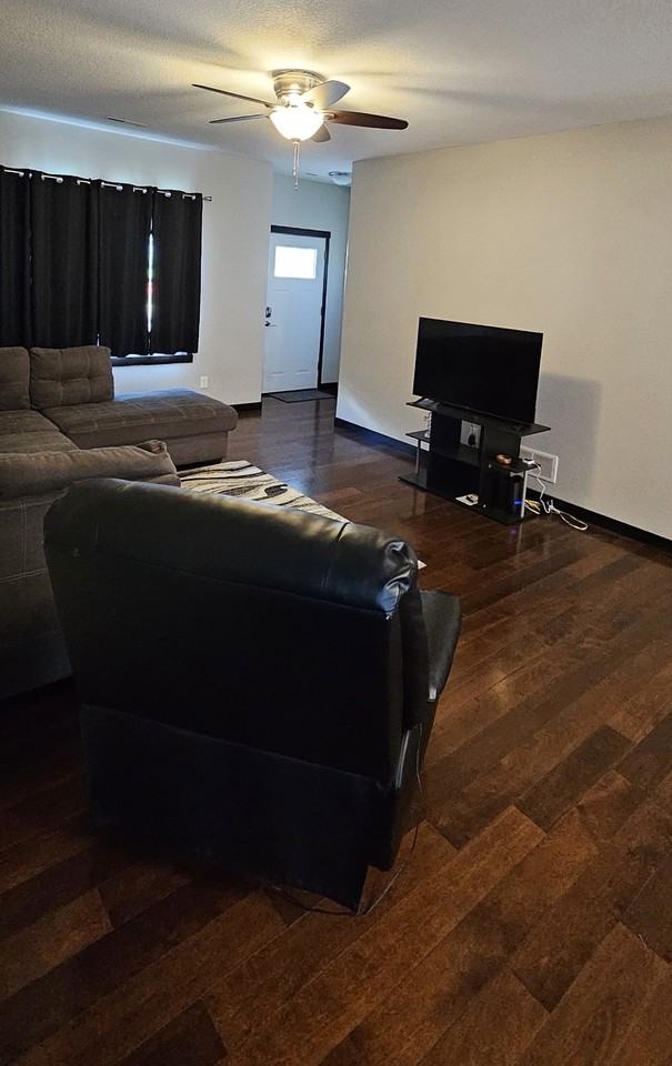 4130 Garden Ct Se #NA - Photo 2 of 18