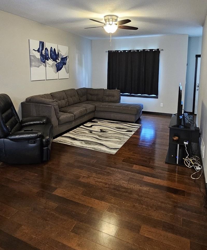 4130 Garden Ct Se #NA - Photo 3 of 18