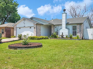 6206 S Madison Pl - Photo 2 of 25