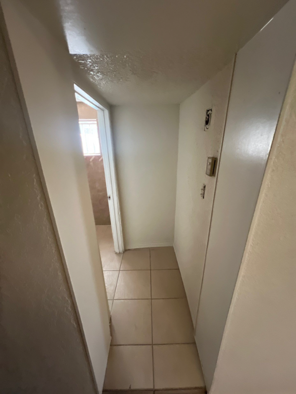 2105 Magoffin Ave - Photo 3 of 13