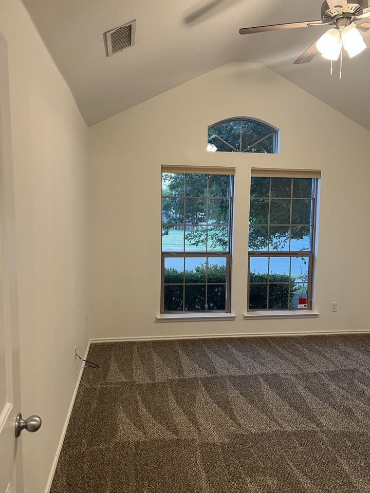 2956 Stockton St #NA - Photo 6 of 10