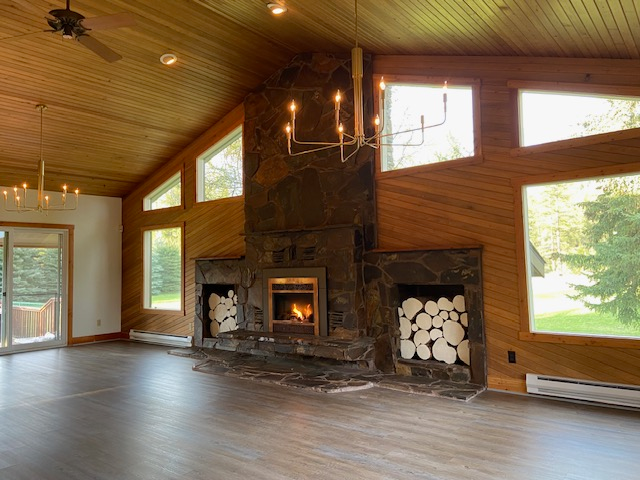 155 Garland Ln - Photo 2 of 7