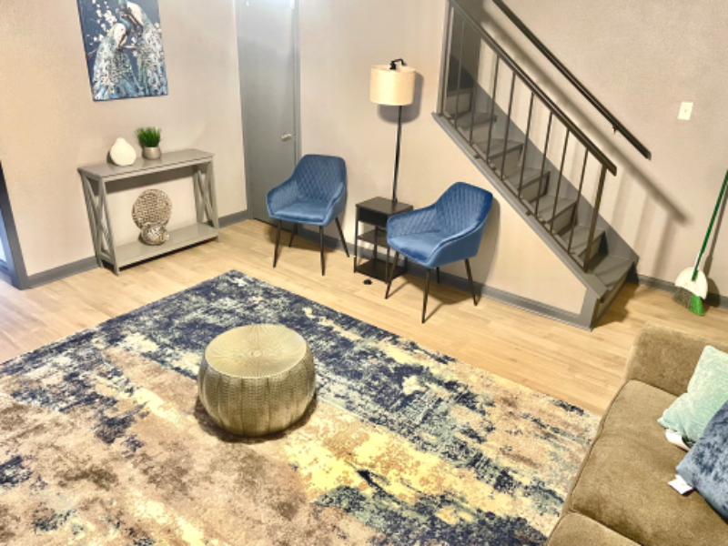 131 Goldsmith St - Photo 3 of 14