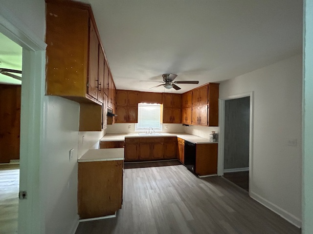 555 Pine St Ne - Photo 3 of 6