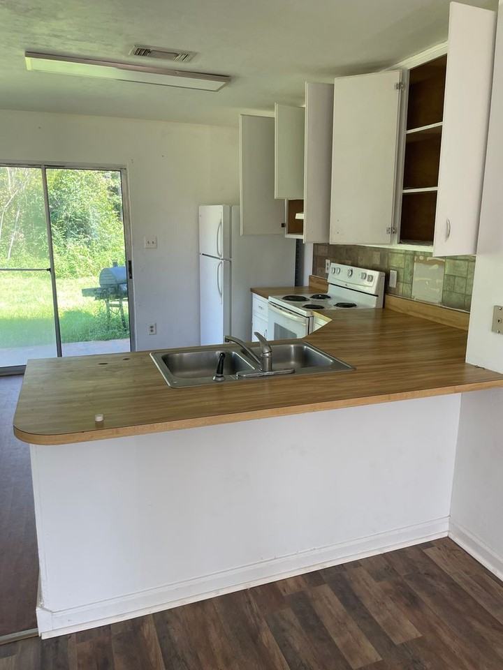 2631 Chandalar Ln - Photo 2 of 4