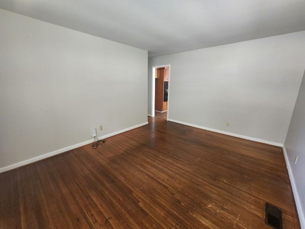 7 Cliffwood Cir - Photo 2 of 21