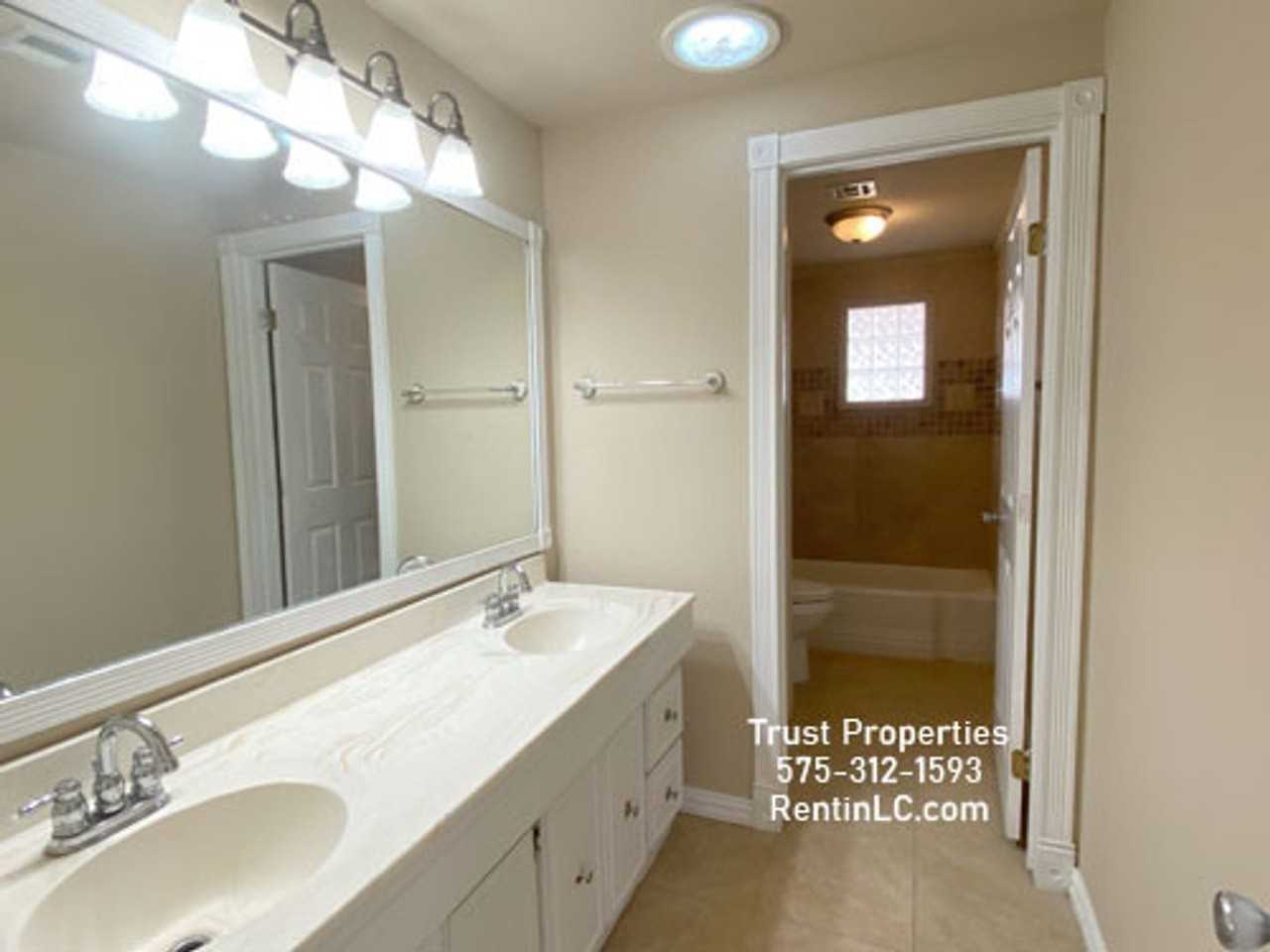 615 South Espanola Street - Photo 4 of 13