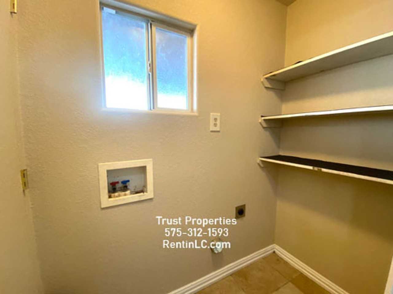 615 South Espanola Street - Photo 5 of 13