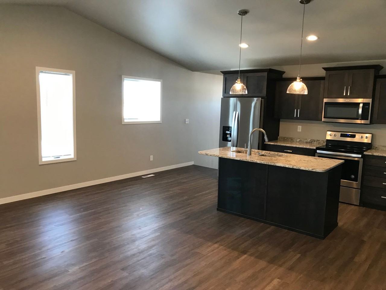6171 68th St S - Photo 5 of 23