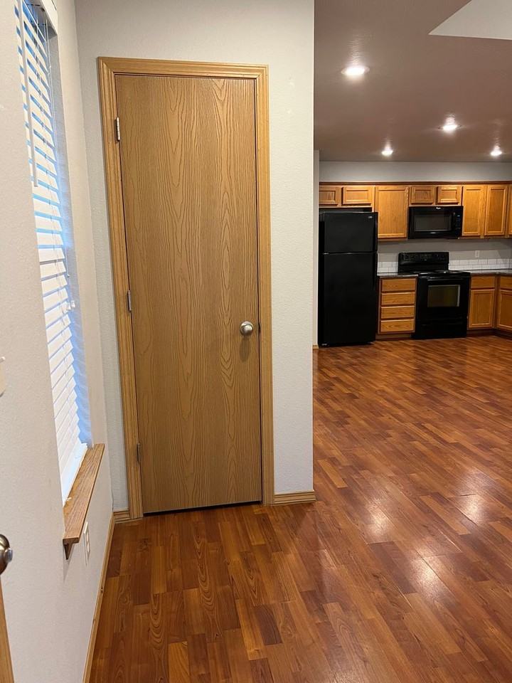 634 S Rilynn Ave - Photo 4 of 19