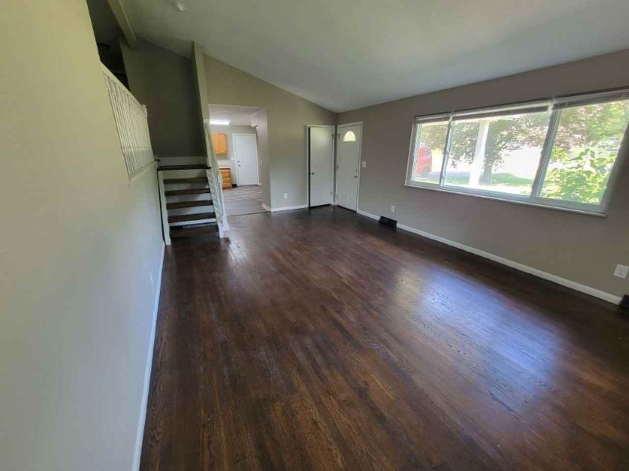 3405 Moyer Dr - Photo 3 of 29