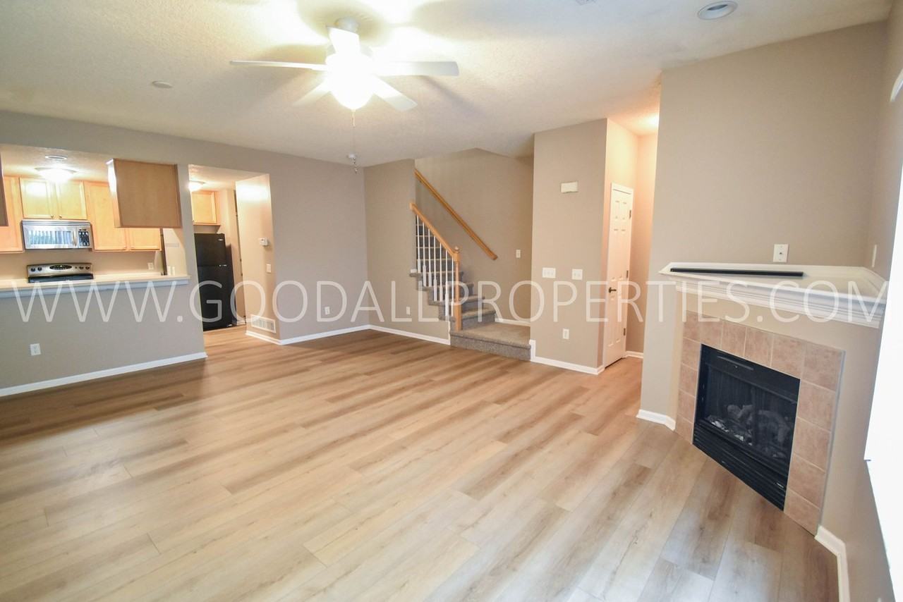 8601 Westown Pkwy #12104 - Photo 4 of 24