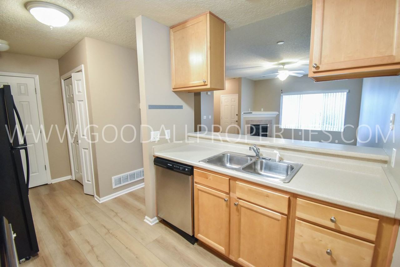 8601 Westown Pkwy #12104 - Photo 6 of 24