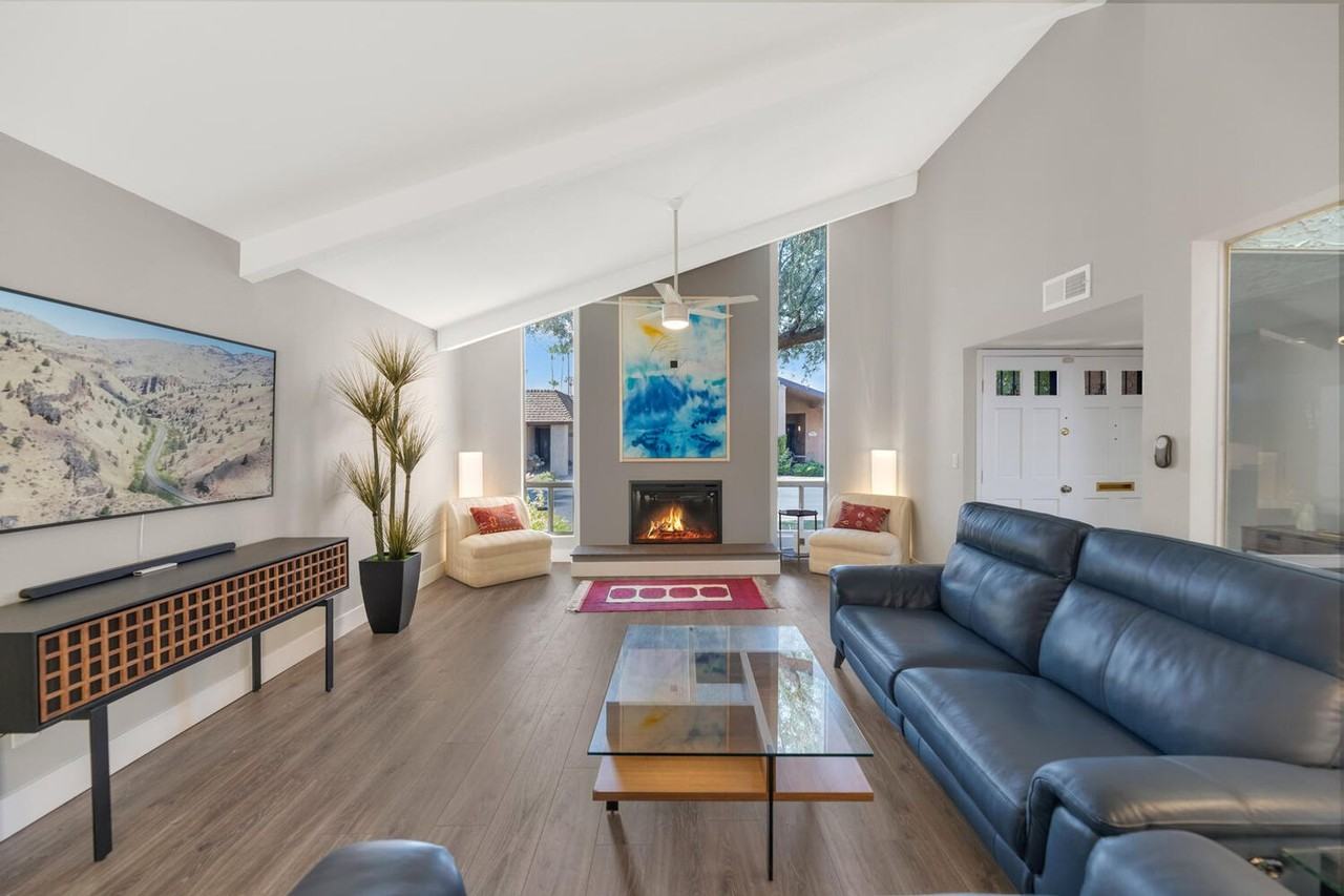 7948 E Vista Dr - Photo 4 of 28