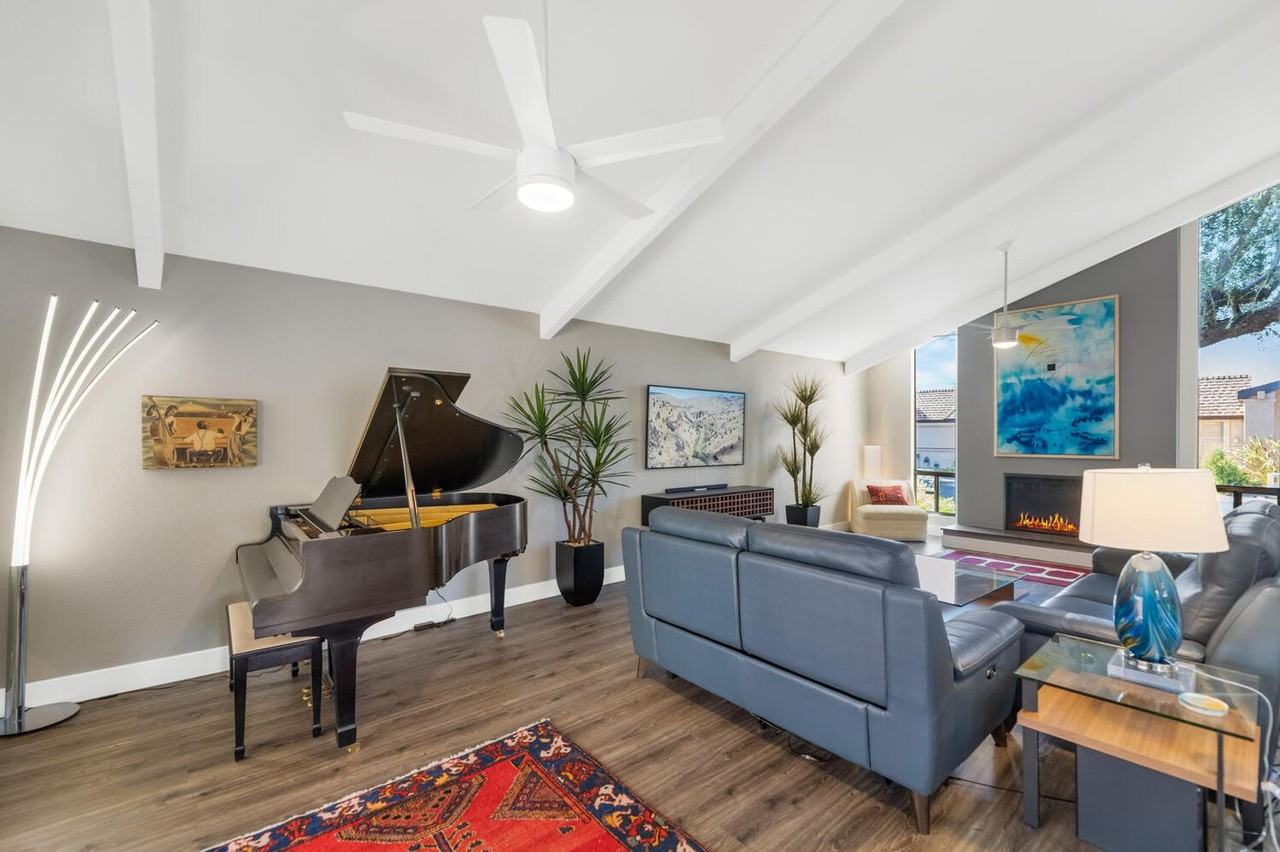 7948 E Vista Dr - Photo 5 of 28