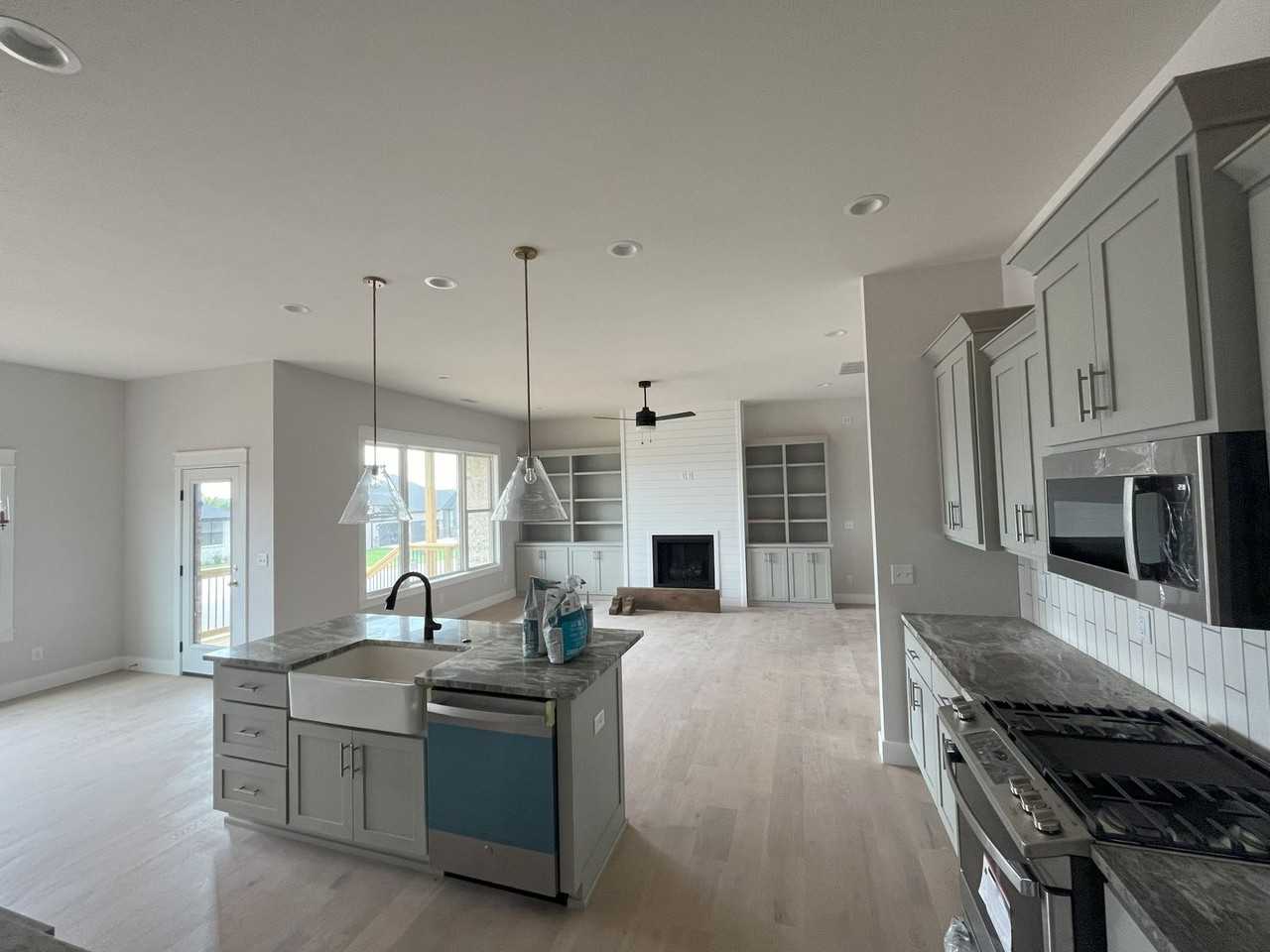 1279 W Sage Ct - Photo 2 of 19