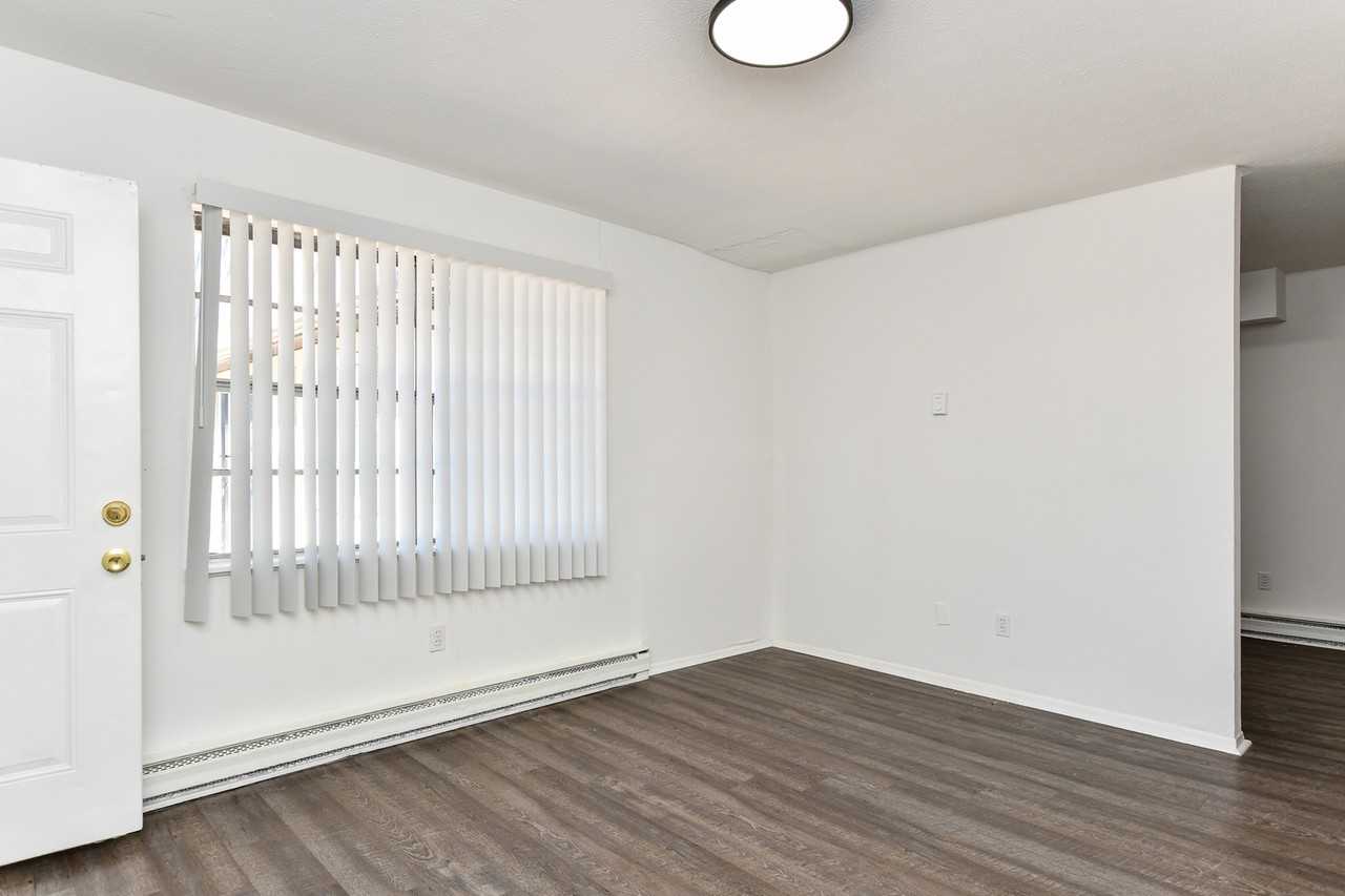 Vista West 1 (Westgate) - Photo 3 of 37