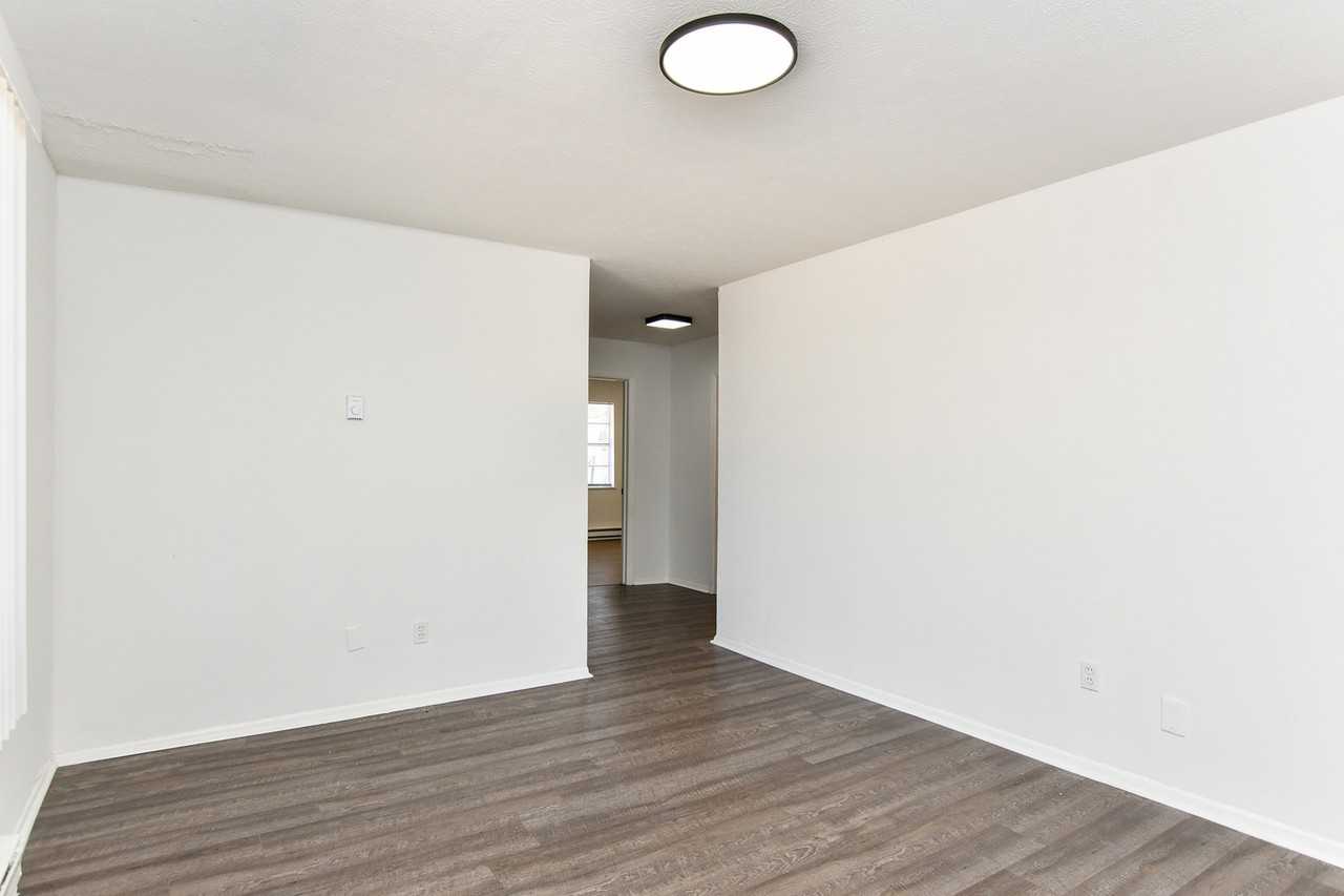 Vista West 1 (Westgate) - Photo 4 of 37