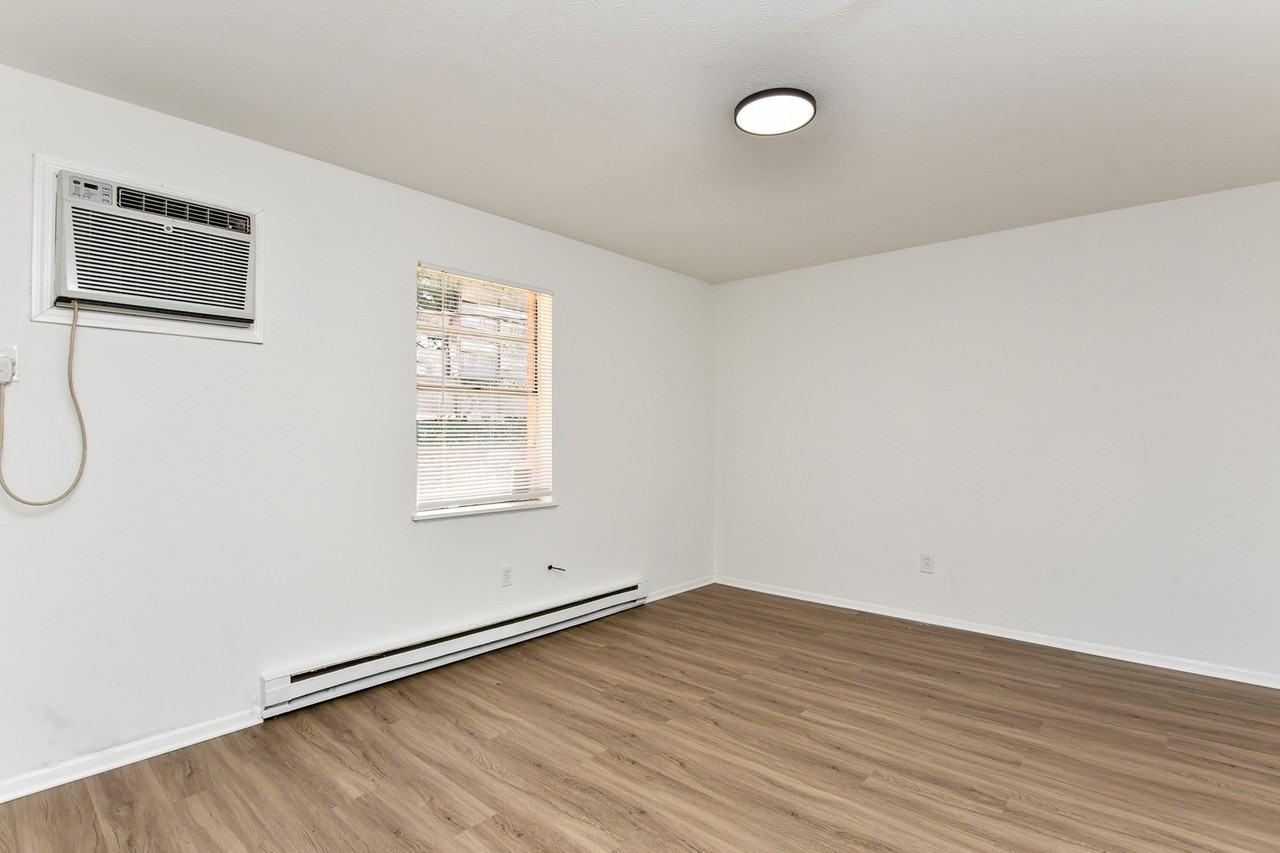 Vista West 1 (Westgate) - Photo 7 of 37