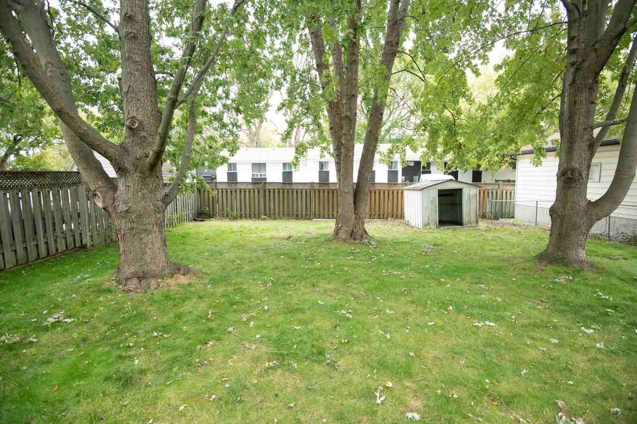 10 De Graeve Dr - Photo 3 of 22