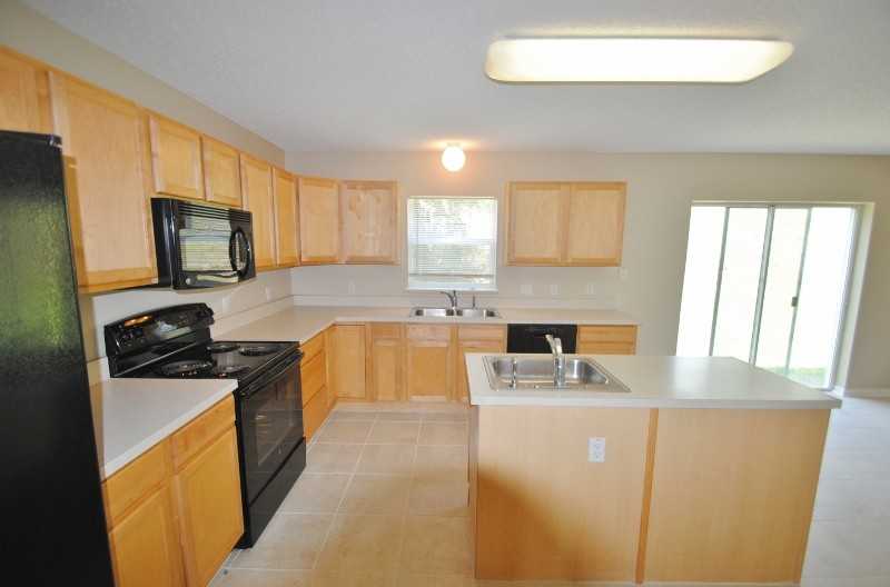 829 Jayhil Dr - Photo 3 of 11