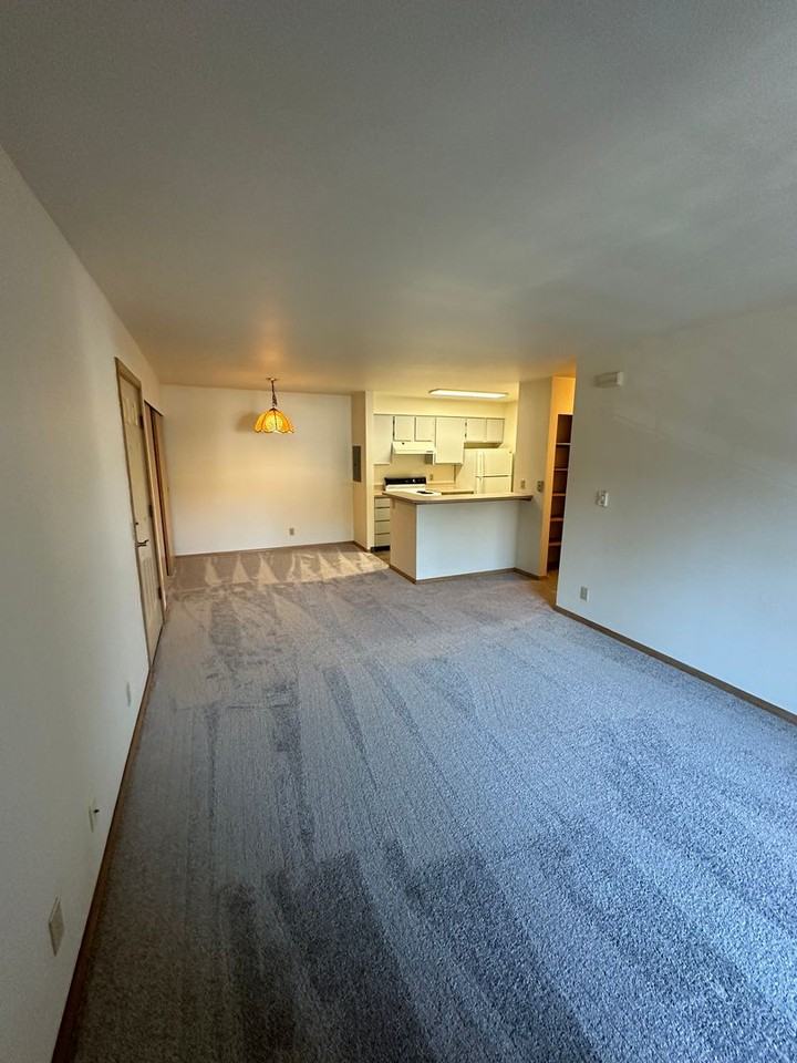 BI1302-1306 - Photo 4 of 10