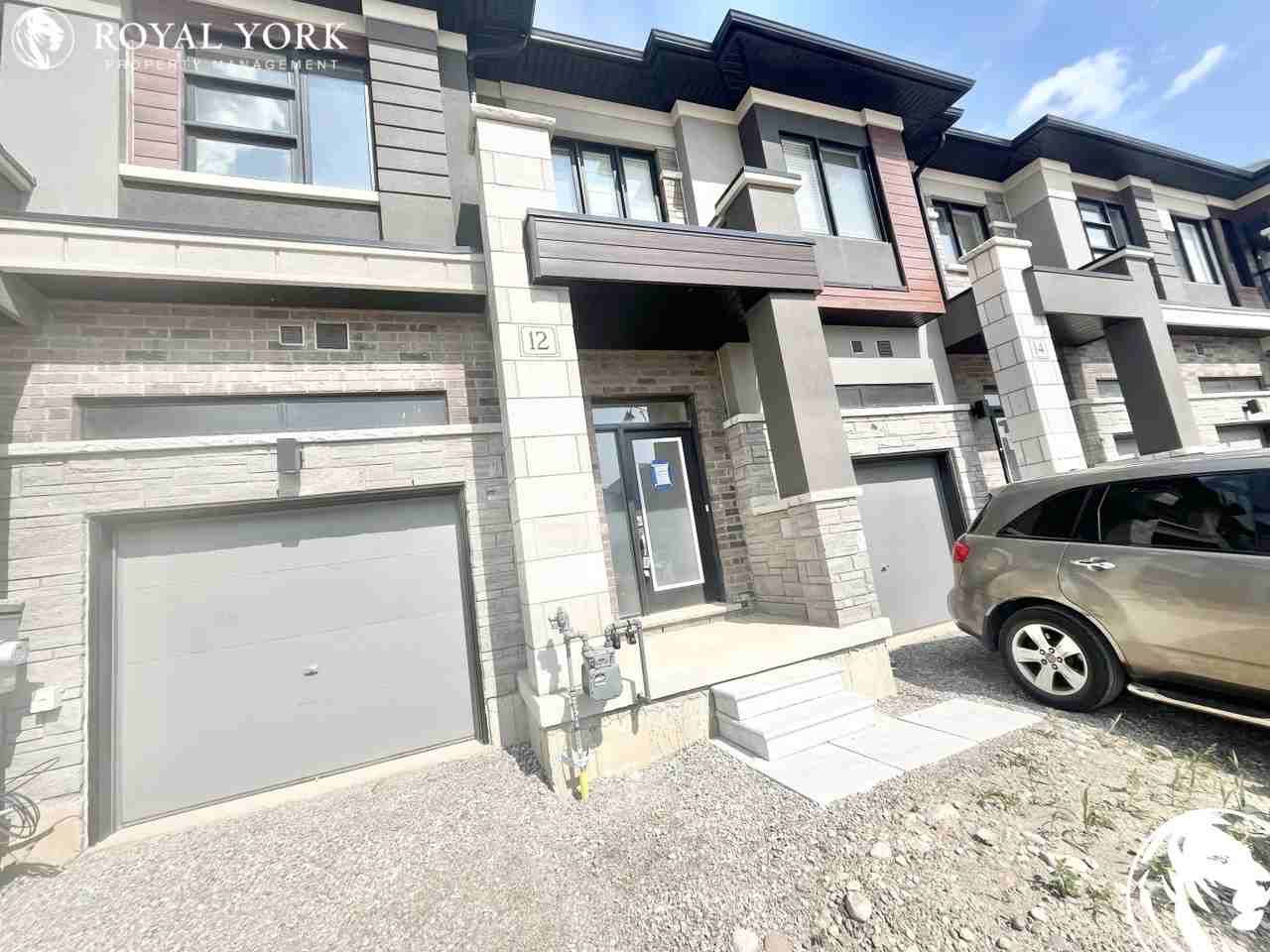 12 Dennis Avenue, Brantford, Ontario, N3T 5L8 - Photo 3 of 15