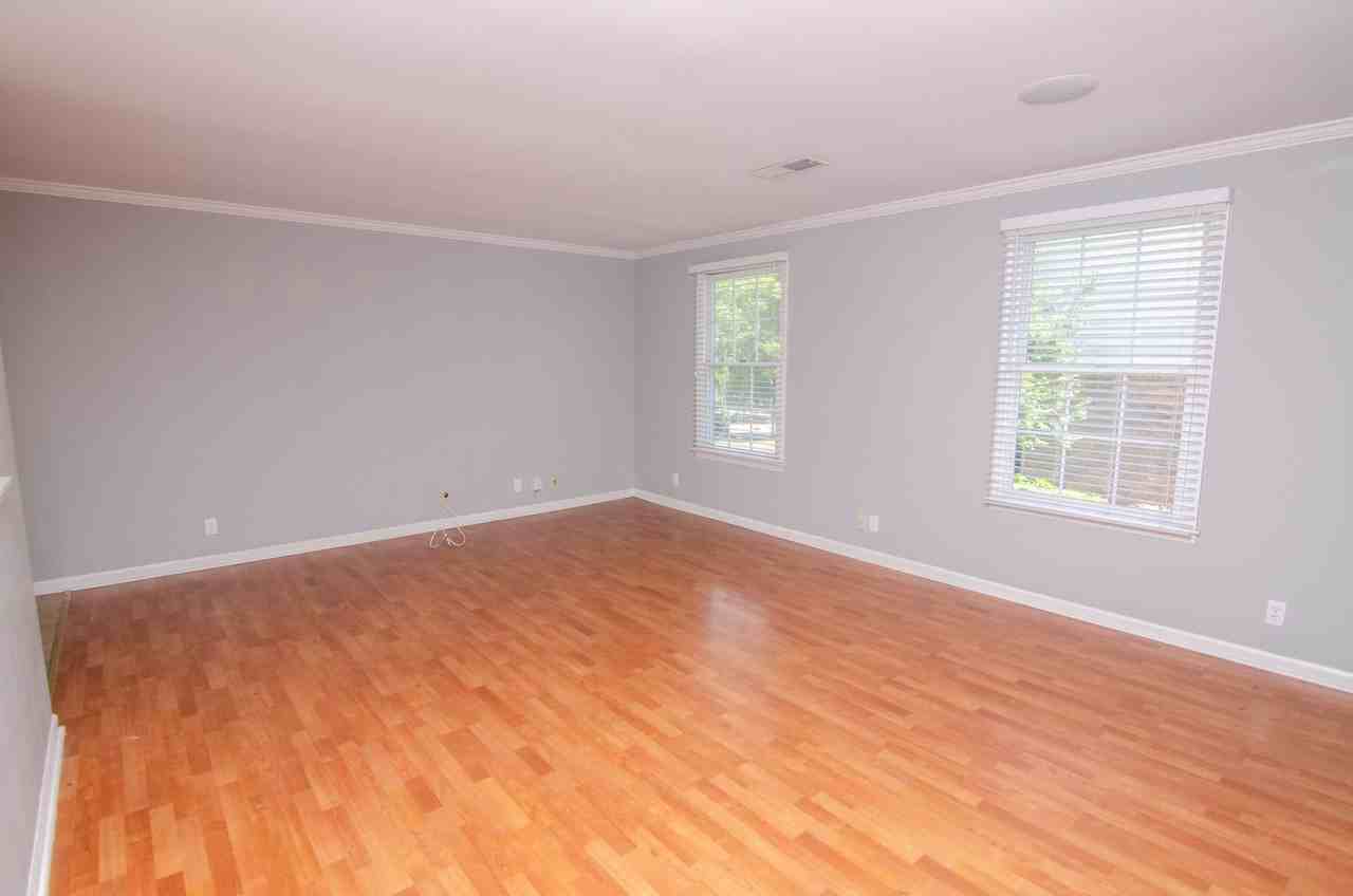 3105B Wellington Ave - Photo 4 of 23
