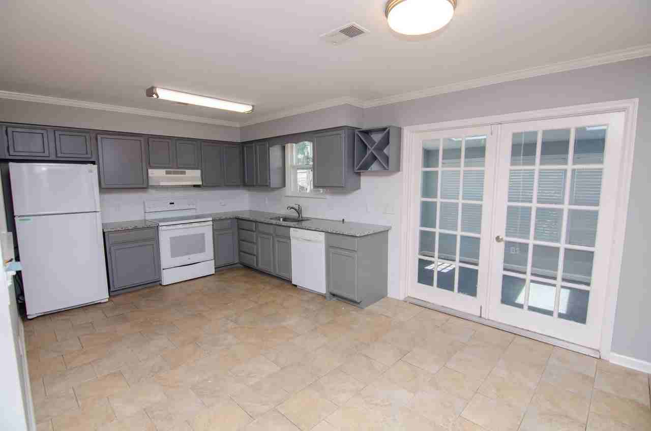 3105B Wellington Ave - Photo 7 of 23