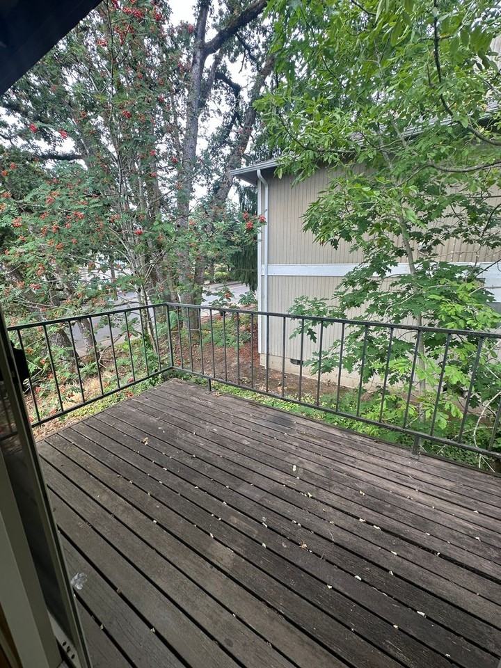 401 Madrona Ave Se #05 - Photo 7 of 12