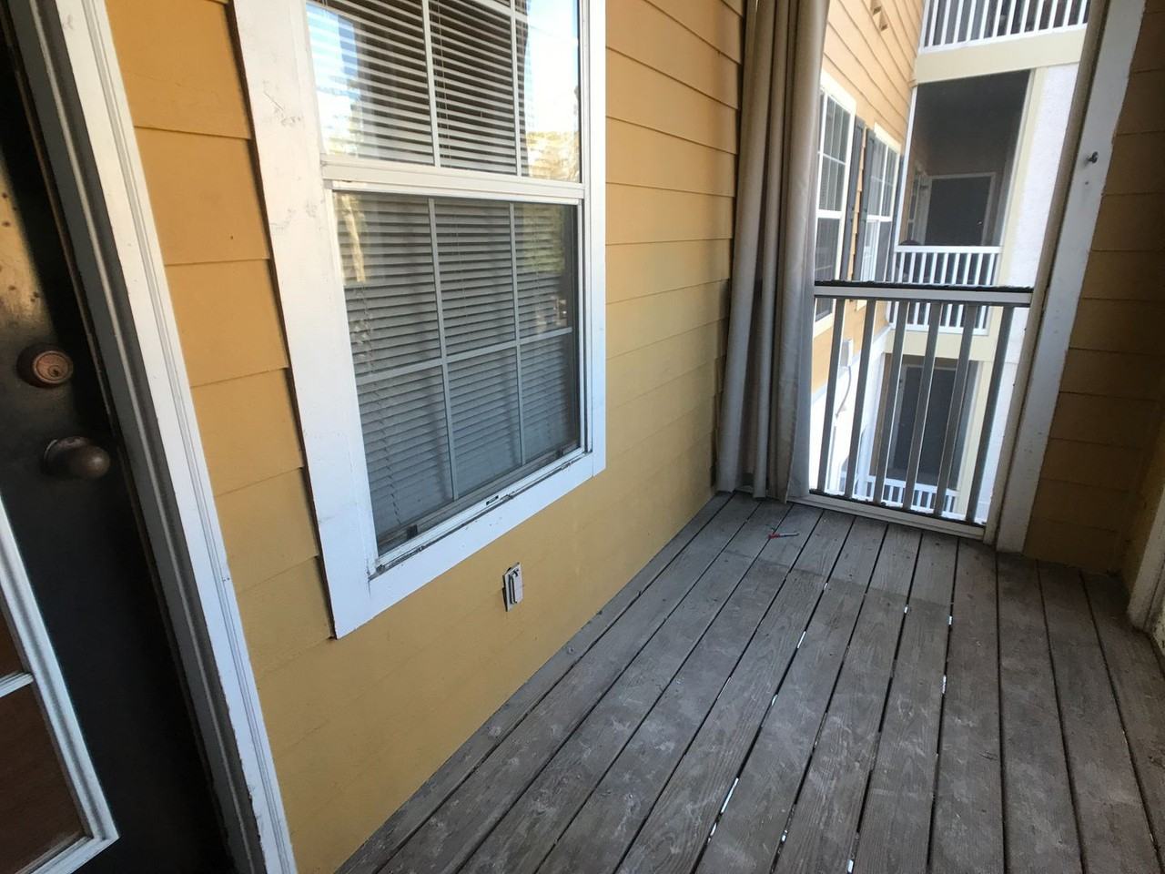 3204 Walden Park Dr - Photo 4 of 10