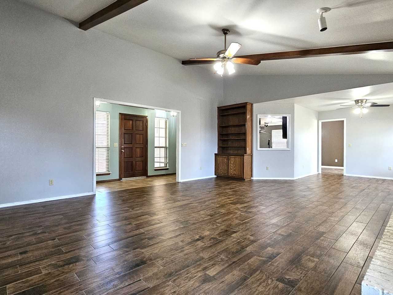 10032 Paisley Rd - Photo 3 of 27