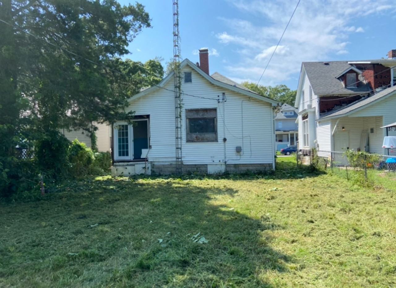 115 N Cherry St - Photo 4 of 21
