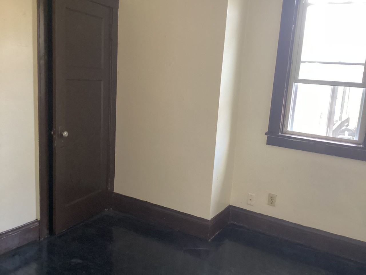229 N 36th St - Photo 2 of 9