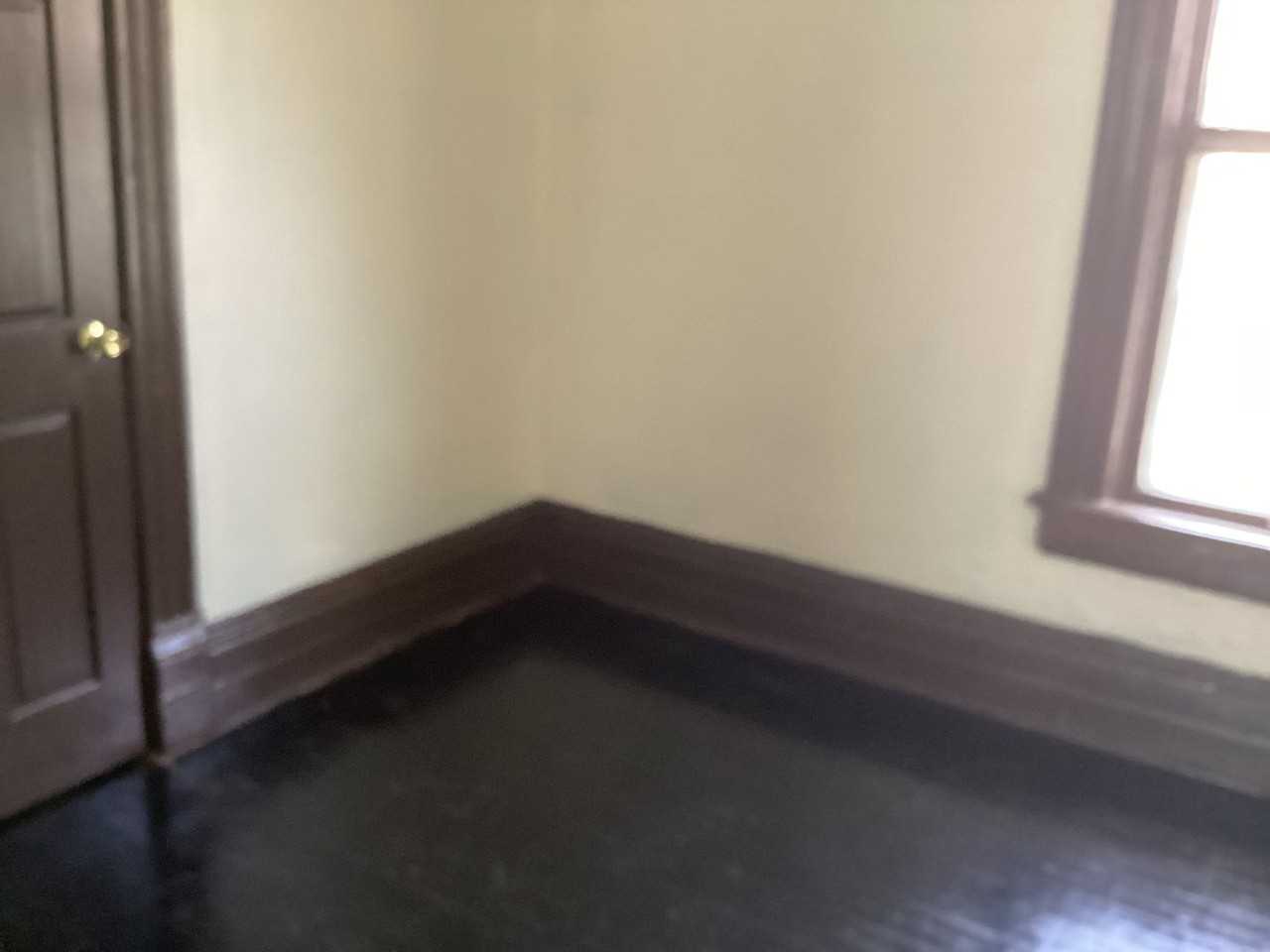 229 N 36th St - Photo 6 of 9