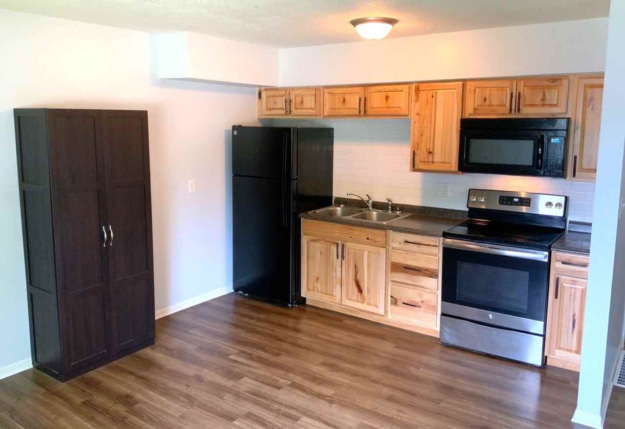 536 Buttinger Place - Photo 2 of 8