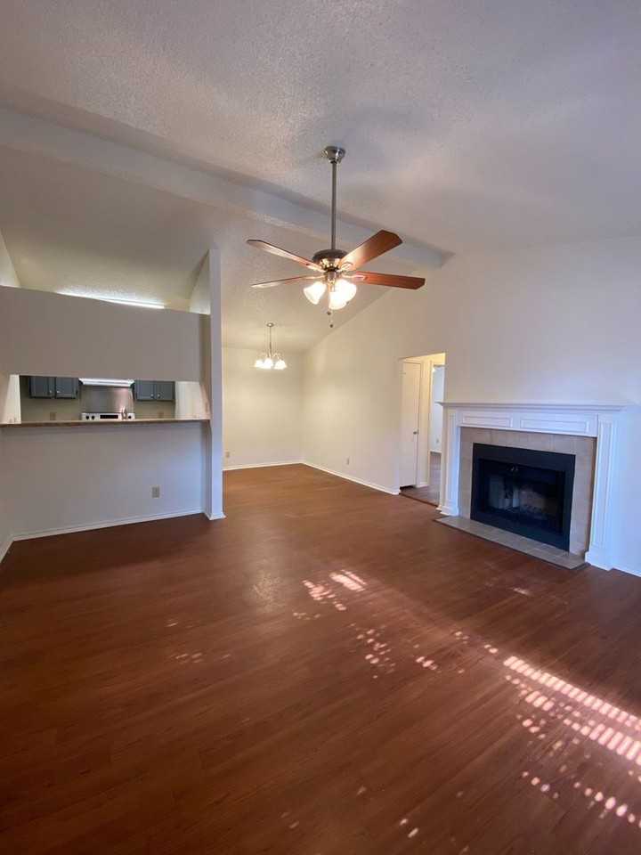 Rooney Properties1 (506 Cutty Trl) - Photo 3 of 15