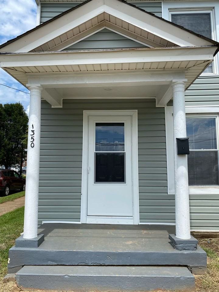 1350 Bedford Ave - Photo 2 of 17