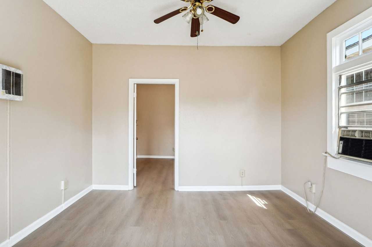 grp1826 - Photo 3 of 9