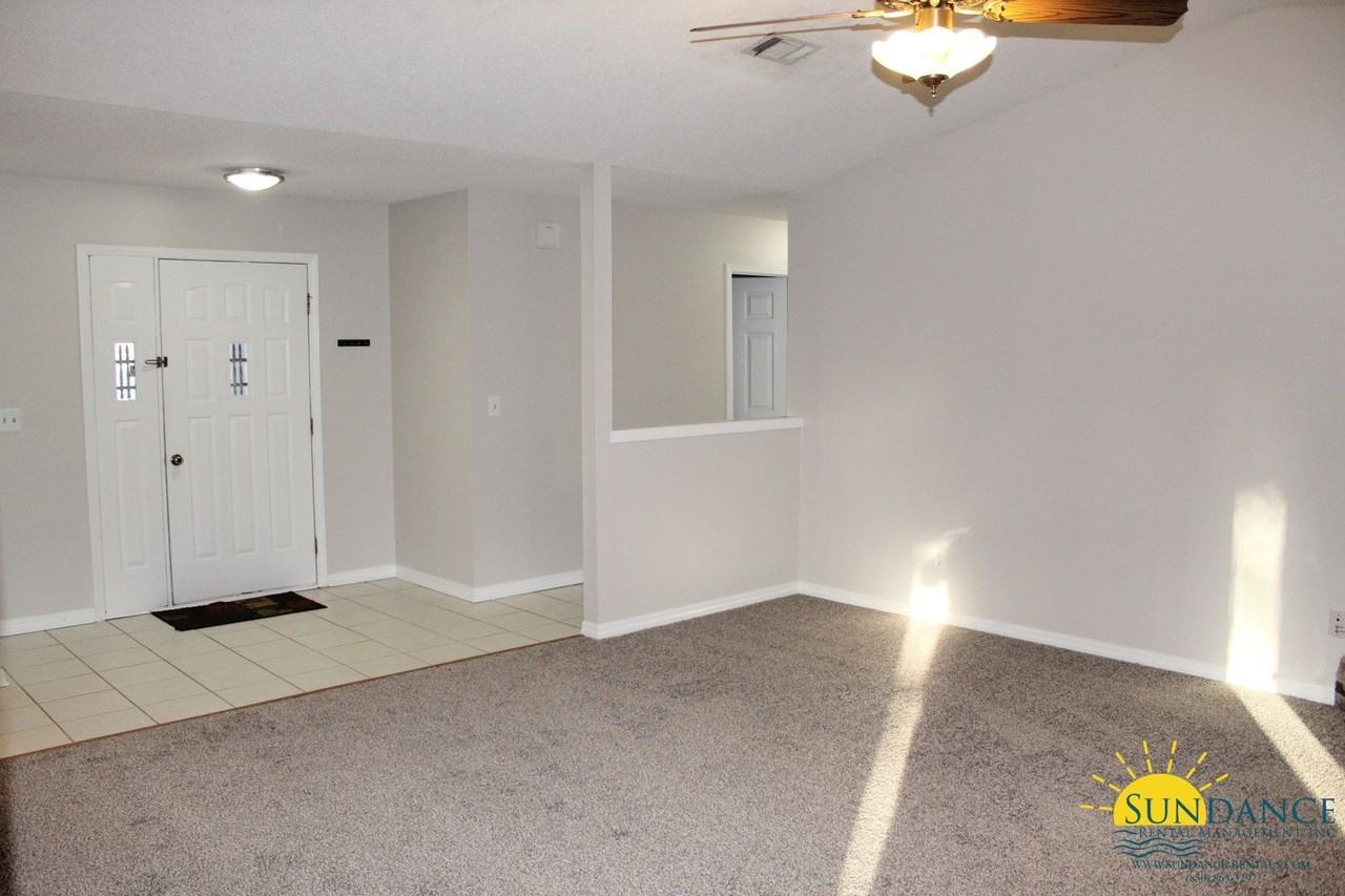 332 Oleander Ave - Photo 6 of 14