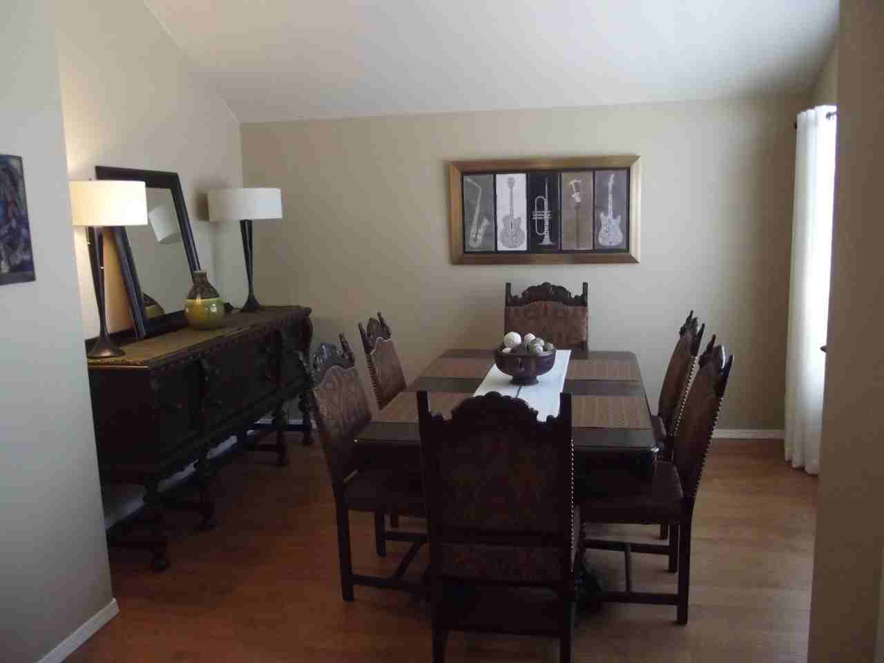 2122 Martin Dr - Photo 7 of 25