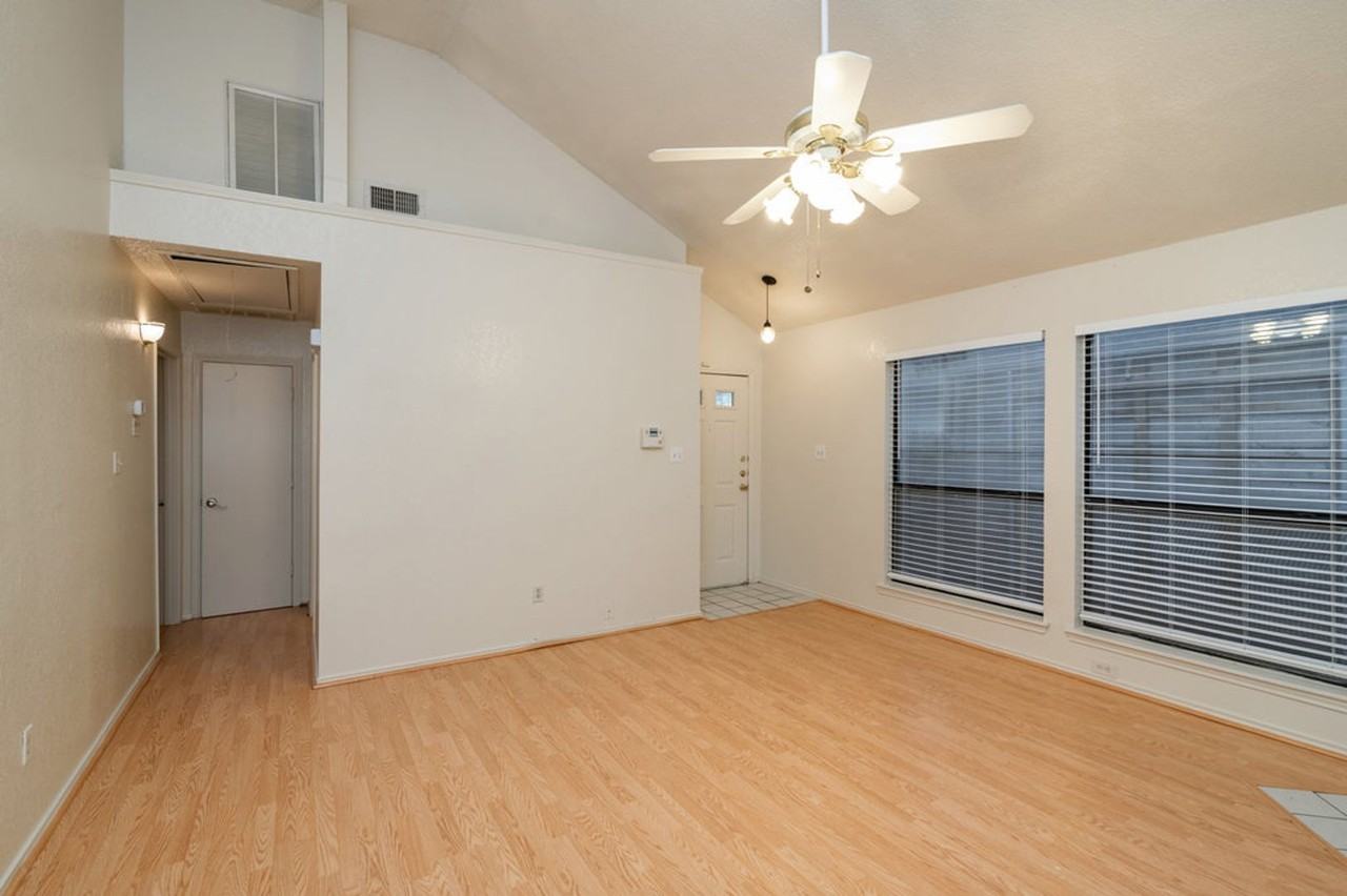 4721 Wineberry Dr - Photo 5 of 20