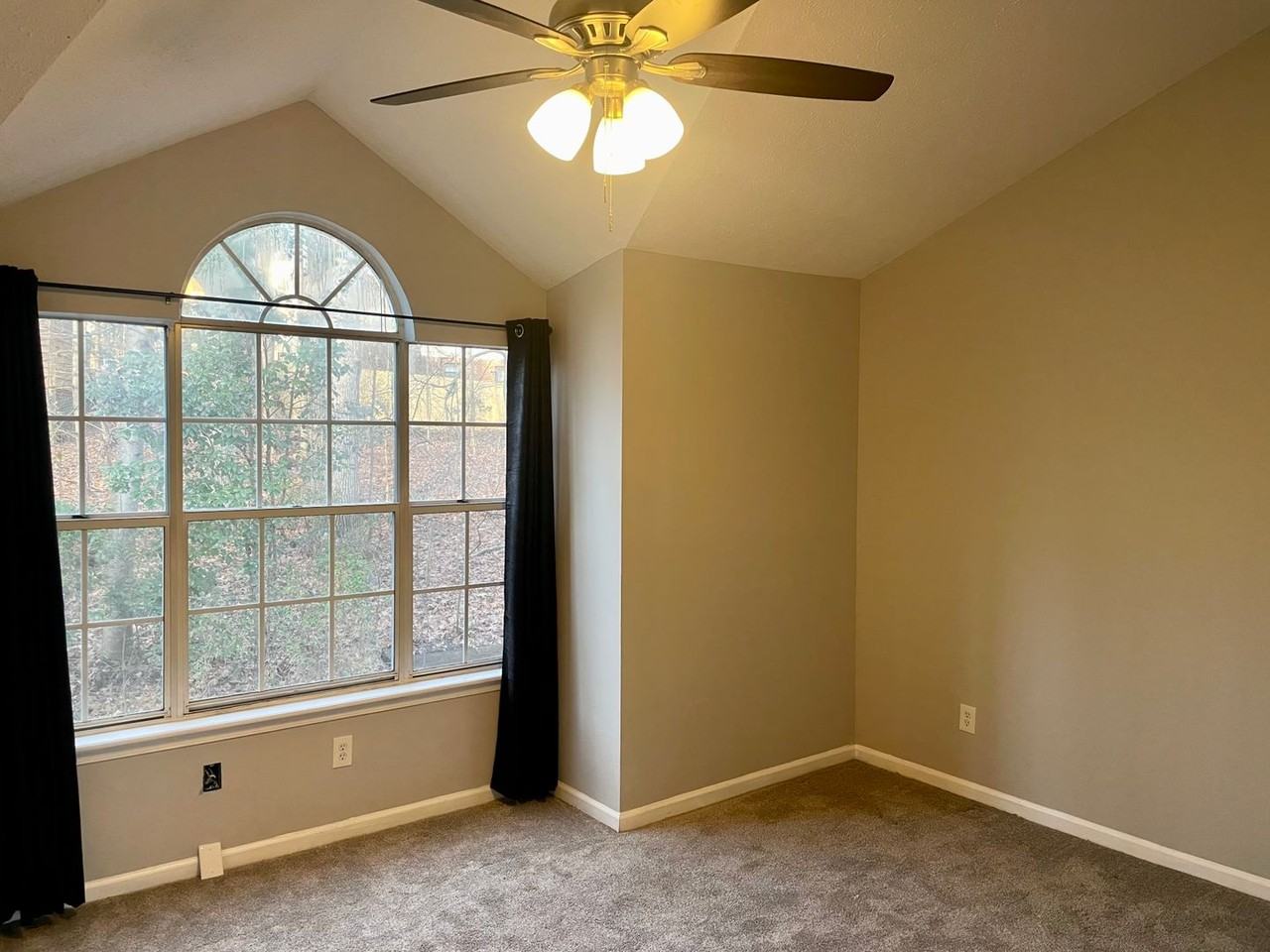2 Jefferson Village Dr - Photo 6 of 11