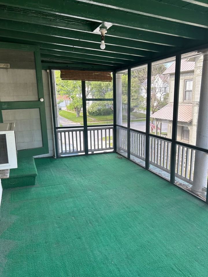 16 E Washington - Photo 2 of 9