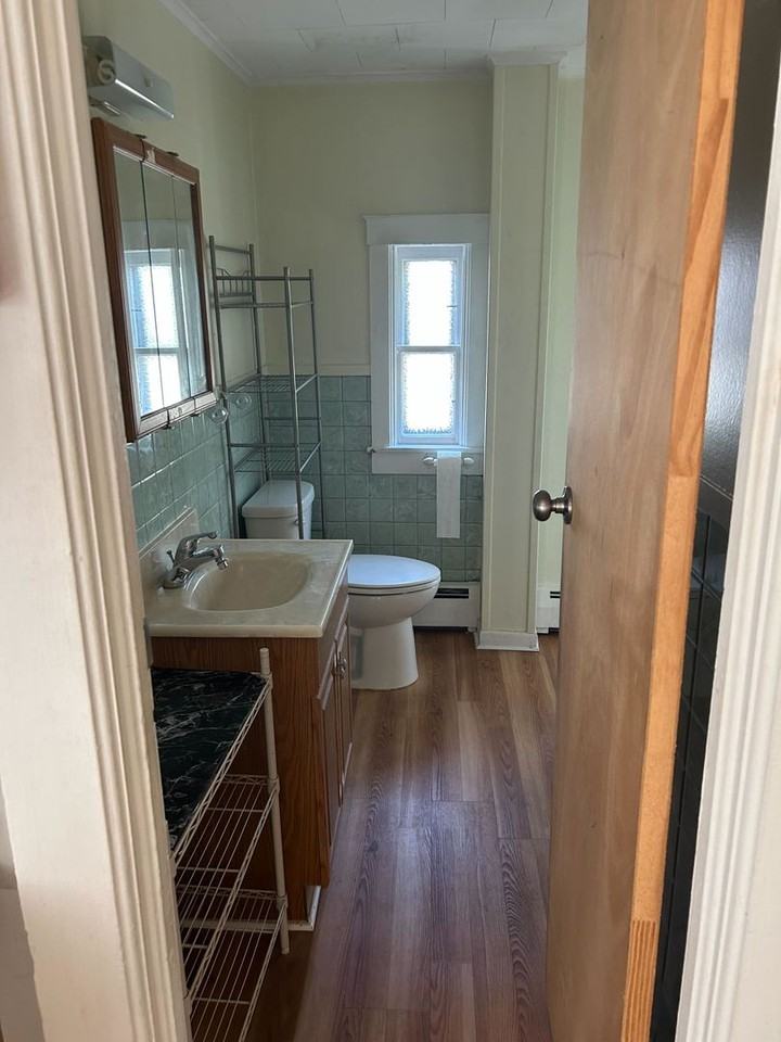 16 E Washington - Photo 3 of 9