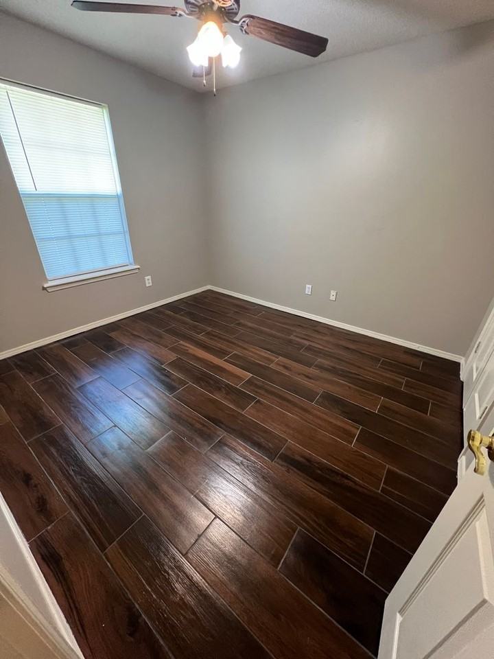 1703 Wilder Ln - Photo 5 of 12