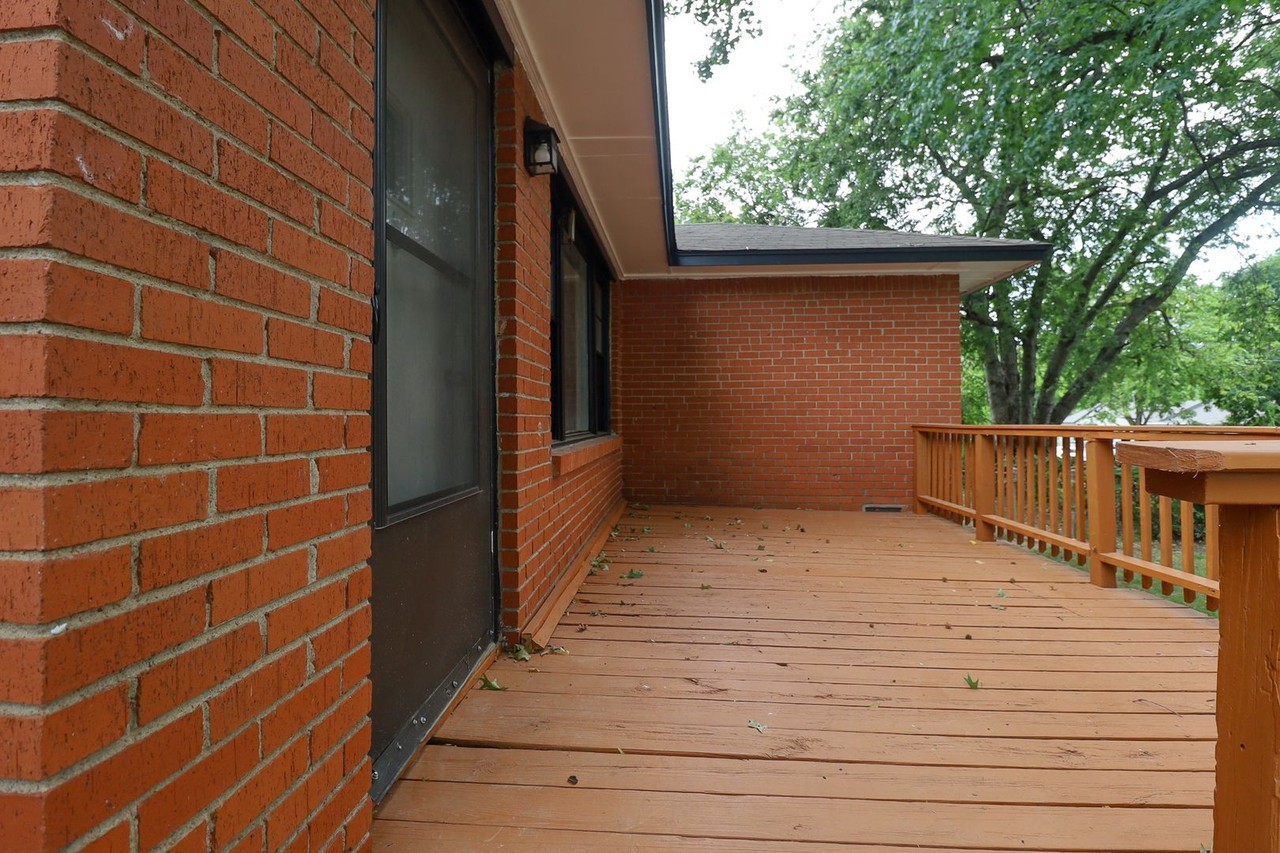 2445 S Pittsburg Ave - Photo 4 of 22